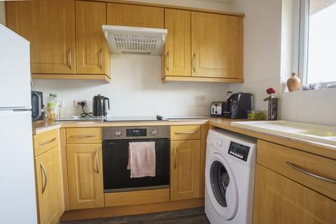 2 bedroom flat for sale, Trelissick Road, Paignton TQ3