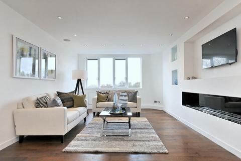 2 bedroom flat for sale, Cavendish House, Wellington Road NW8