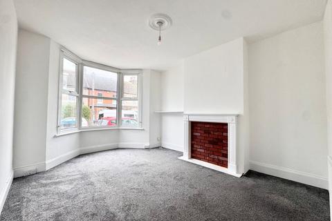 3 bedroom terraced house to rent, 57 Hastings Avenue, Margate, Kent, CT9