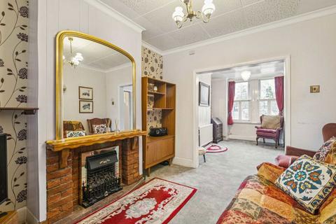 3 bedroom house for sale, Wimbledon Road, London SW17