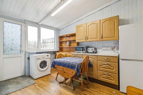 3 bedroom house for sale, Wimbledon Road, London SW17
