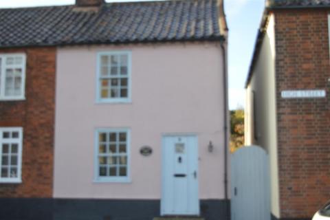 2 bedroom end of terrace house to rent, High Street, Southwold IP18