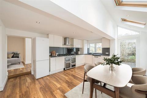 undefined, Church Road, Teddington TW11