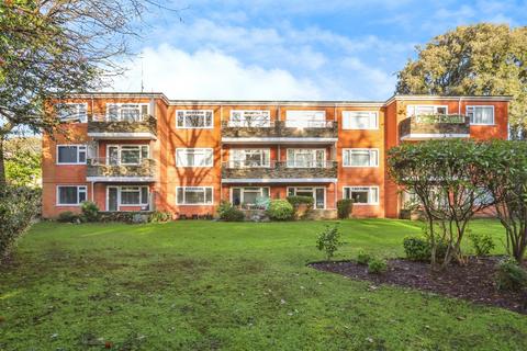 2 bedroom ground floor flat for sale, Cavendish Place, Bournemouth