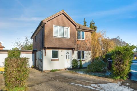 undefined, Gatcombe Gardens, West End, Southampton