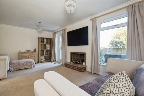 undefined, Gatcombe Gardens, West End, Southampton