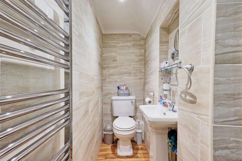 IMG 3456 7 8 easy HDR-interior3.jpg