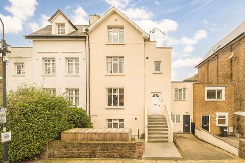 1 bedroom flat for sale, Godolphin Road, London W12