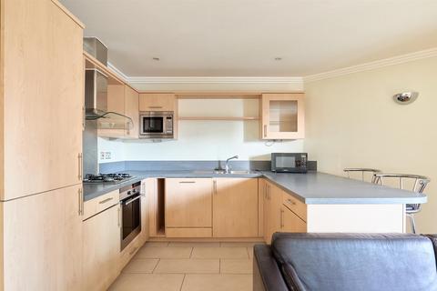 2 bedroom flat to rent, Jessops Wharf, Brentford, TW8