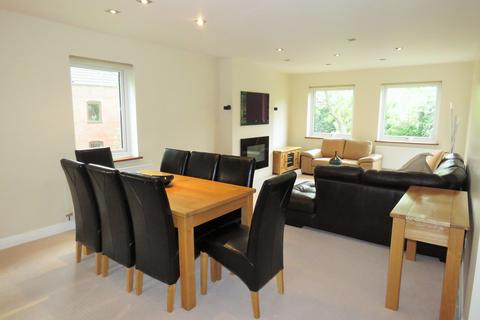 2 bedroom flat for sale, Alderwood Place, Princes Way, Solihull, B91