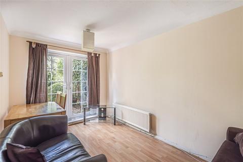 4 bedroom semi-detached house to rent, Southway, Guildford, Surrey, GU2