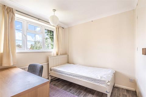 4 bedroom semi-detached house to rent, Southway, Guildford, Surrey, GU2