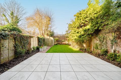 undefined, Coolhurst Road, London N8