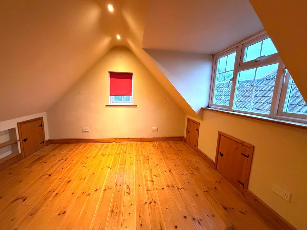 Annexe Bedroom Three.jpeg