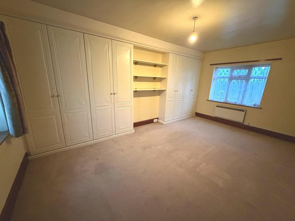 Bedroom One.jpeg