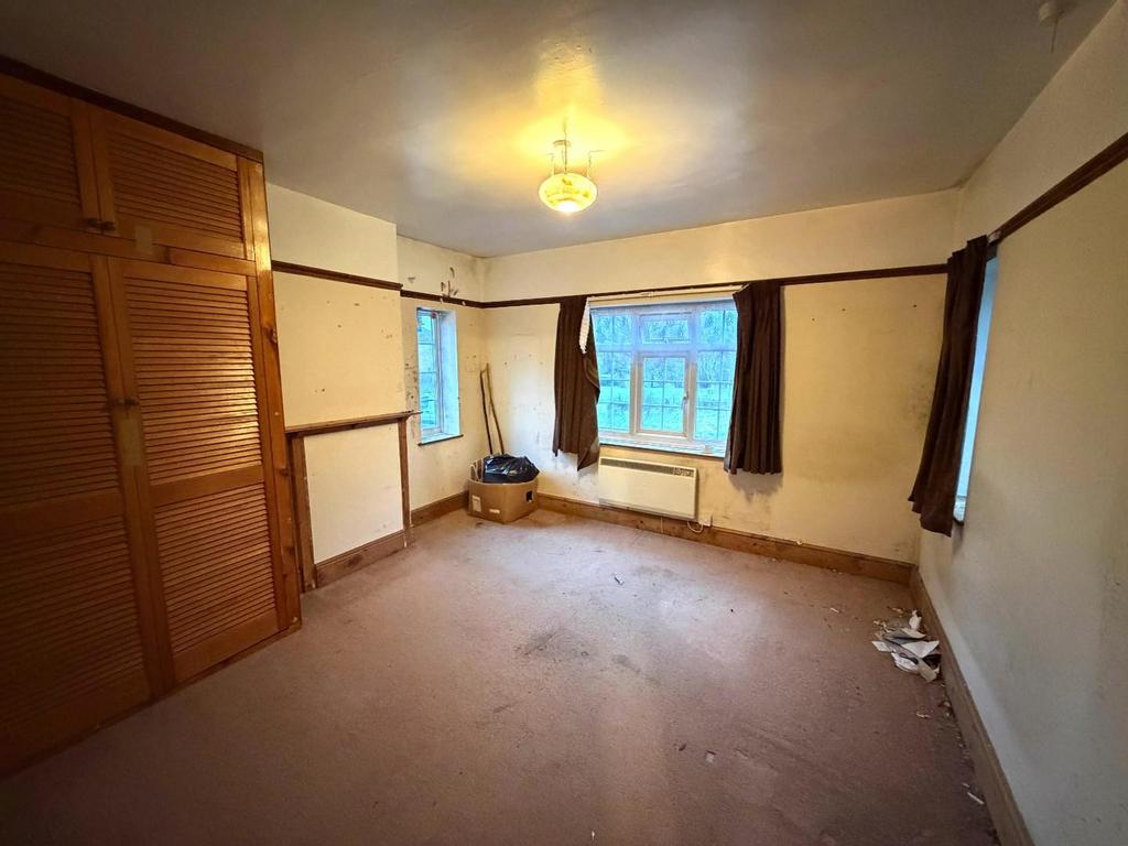 Bedroom Two.jpeg