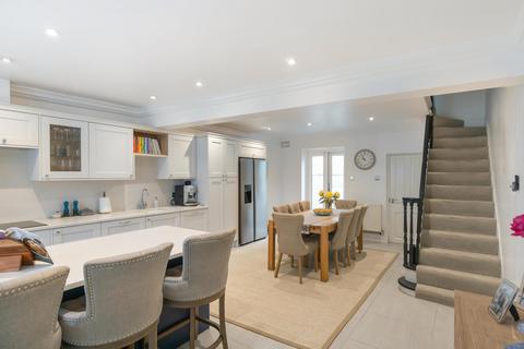 3 bedroom end of terrace house for sale, Harwood Road, London SW6