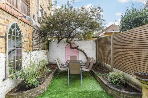 3 bedroom end of terrace house for sale, Harwood Road, London SW6