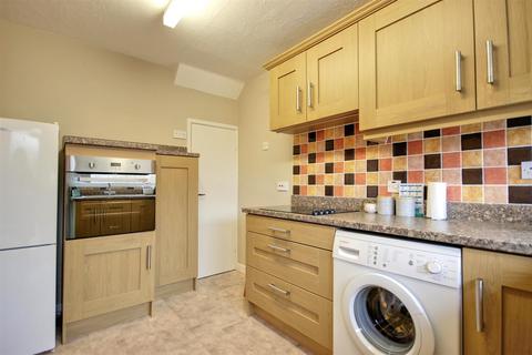 3 bedroom end of terrace house for sale, Hazelbarrow Drive, Willerby, Hull