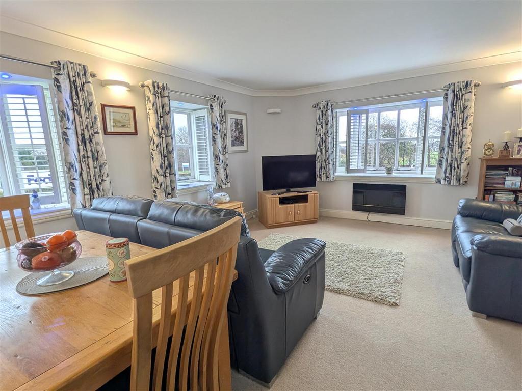 Lounge with dining area