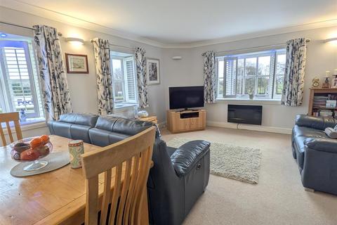 2 bedroom apartment for sale, Bailey Avenue, Lytham St Annes