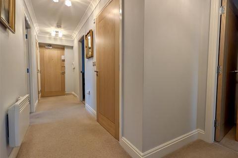 2 bedroom apartment for sale, Bailey Avenue, Lytham St Annes