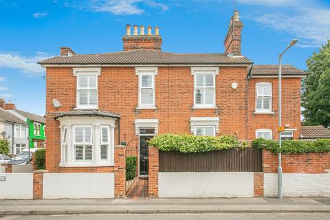3 bedroom end of terrace house for sale, Waterloo Road, Ipswich