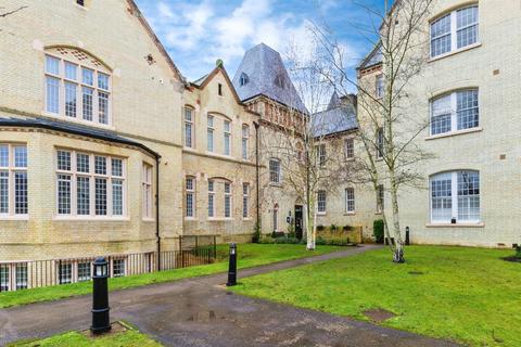 2 bedroom apartment for sale, Kingsley Avenue, Fairfield, Hitchin,