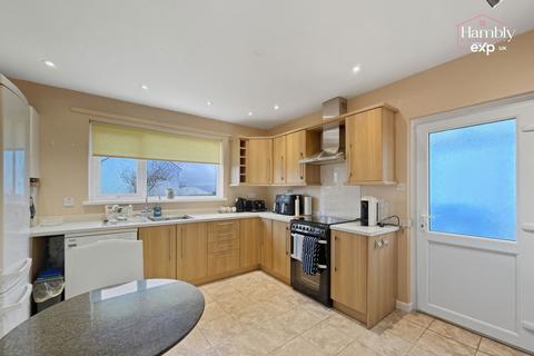 2 bedroom detached bungalow for sale, Castle View, Haverfordwest SA62