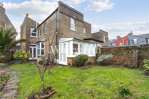 4 bedroom terraced house to rent, Abbotsford Avenue, London, N15