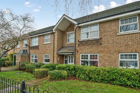 2 bedroom ground floor flat for sale, Lancaster Road, Barnet