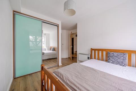 2 bedroom ground floor flat for sale, Lancaster Road, Barnet