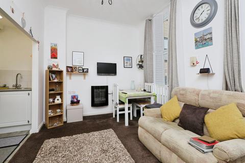 1 bedroom apartment for sale, Fairfield Road, Eastbourne