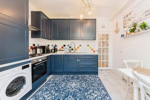 1 bedroom maisonette for sale, Greenhill Way, Harrow