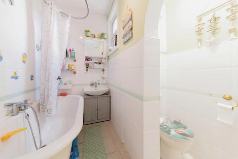 1 bedroom maisonette for sale, Greenhill Way, Harrow