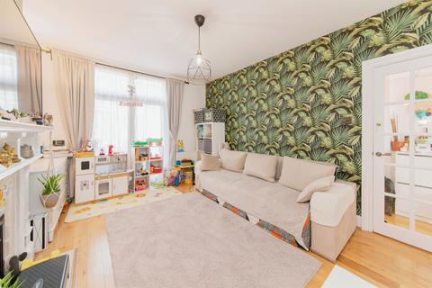 1 bedroom maisonette for sale, Greenhill Way, Harrow