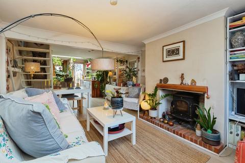 2 bedroom cottage for sale, Aylesbury Road, Aston Clinton, AYLESBURY