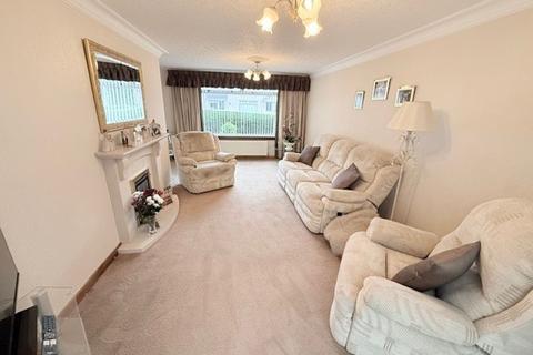 3 bedroom terraced house for sale, Boyes Path, Glenrothes, KY6