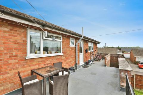 3 bedroom flat for sale, Laburnum Crescent, Dereham