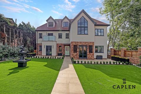 undefined, Manor Road, Chigwell