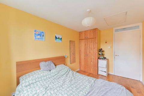 1 bedroom flat for sale, Plover House, Brixton Road, Oval, London, SW9