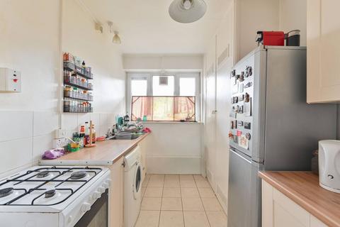 2 bedroom flat for sale, Wyvil Road, SW9, Nine Elms, London, SW8