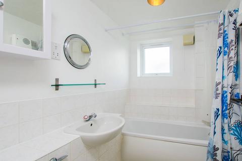undefined, Felixstowe Court, Royal Docks, London, E16