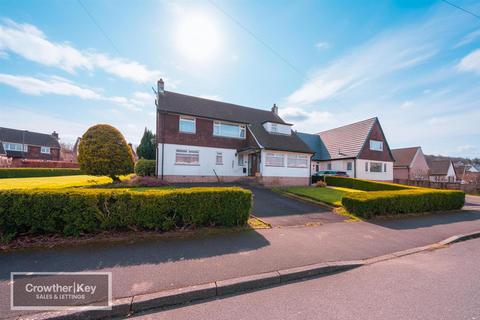 3 bedroom detached house for sale, Ecclesbourne Drive, Buxton