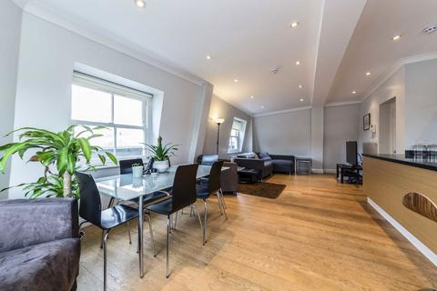 3 bedroom flat to rent, King Street, London W6