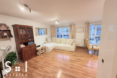 undefined, Wintergreen Boulevard, West Drayton, UB7 9GJ