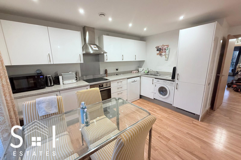 undefined, Wintergreen Boulevard, West Drayton, UB7 9GJ