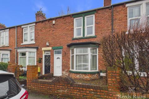3 bedroom terraced house to rent, Malvern Villas, Durham DH1