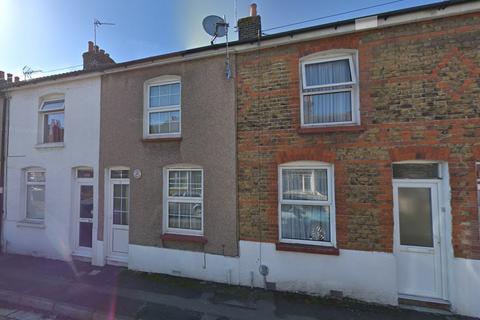 2 bedroom terraced house to rent, Alexandra Road, Gravesend DA12