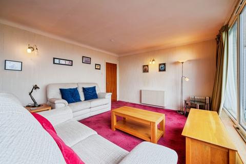 2 bedroom apartment for sale, Montpellier Crescent, Wallasey